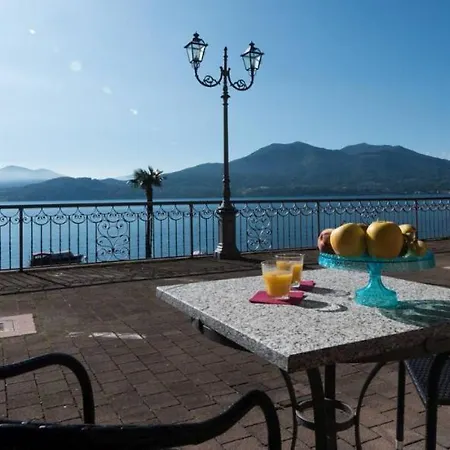Apartament 2- View Oggebbio