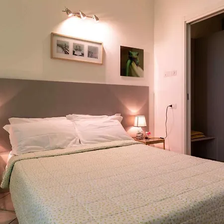 2- View Apartment Oggebbio